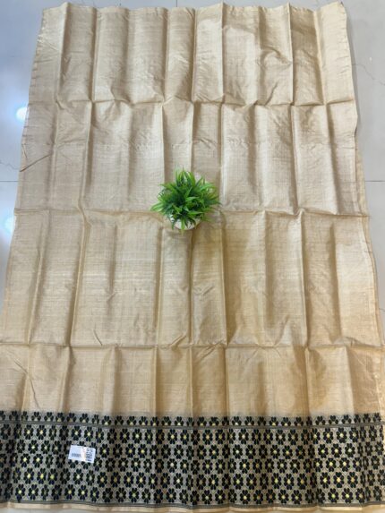 Pure toss Mekhela