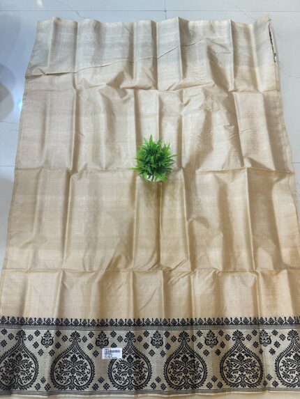 Pure toss Mekhela